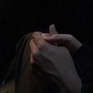 韩剧老板红衣秘书的背景故事
